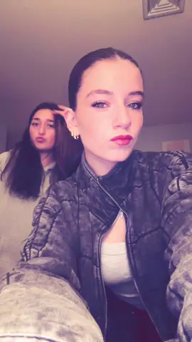 Life goes on @Allieleahyyy 