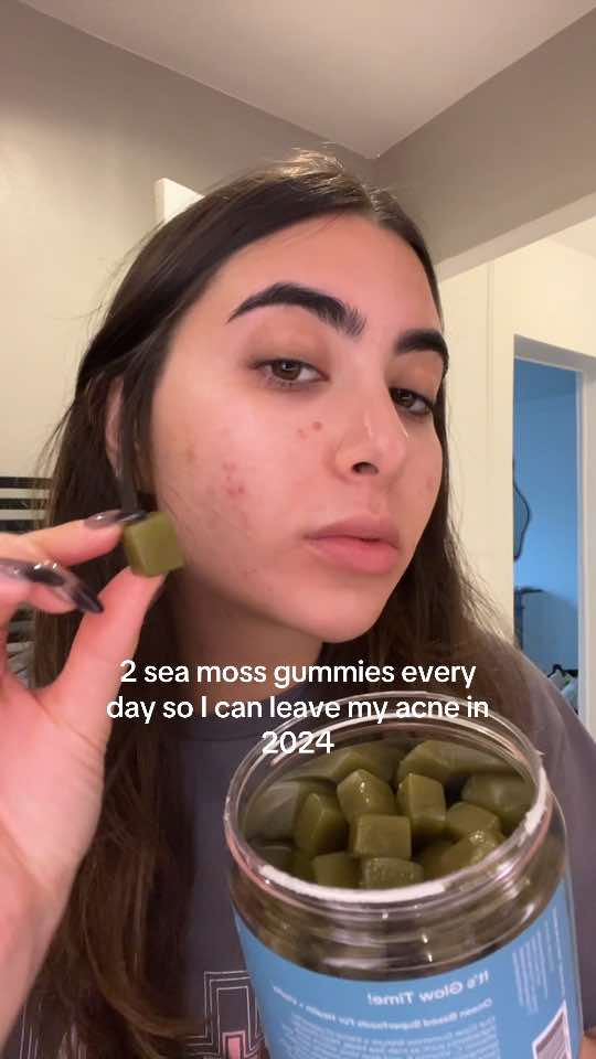 92 minerals, anti bacterial properties, pearl powder for glowy skin & alo vera in these gummies…yes please