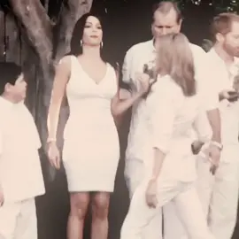 Starting this new year off right with lesbian thoughts. We’ll go back to schedulednsad posting soon chat tags: #clairedunphy #clairedunphyedit #gloriapritchett #gloriapritchettedit #fyp #foryou #viral #omgpage #edit #viraledit #tiktok #dontletthisflop #ftp #on #modernfamily  dts: @aria @holymurdock @pluto (MacLeod’s Version) @⋆˙⟡ debra morgan ⊹₊.ᐟ @BITCHATGALLAVICH  @shosh🦔🦔 