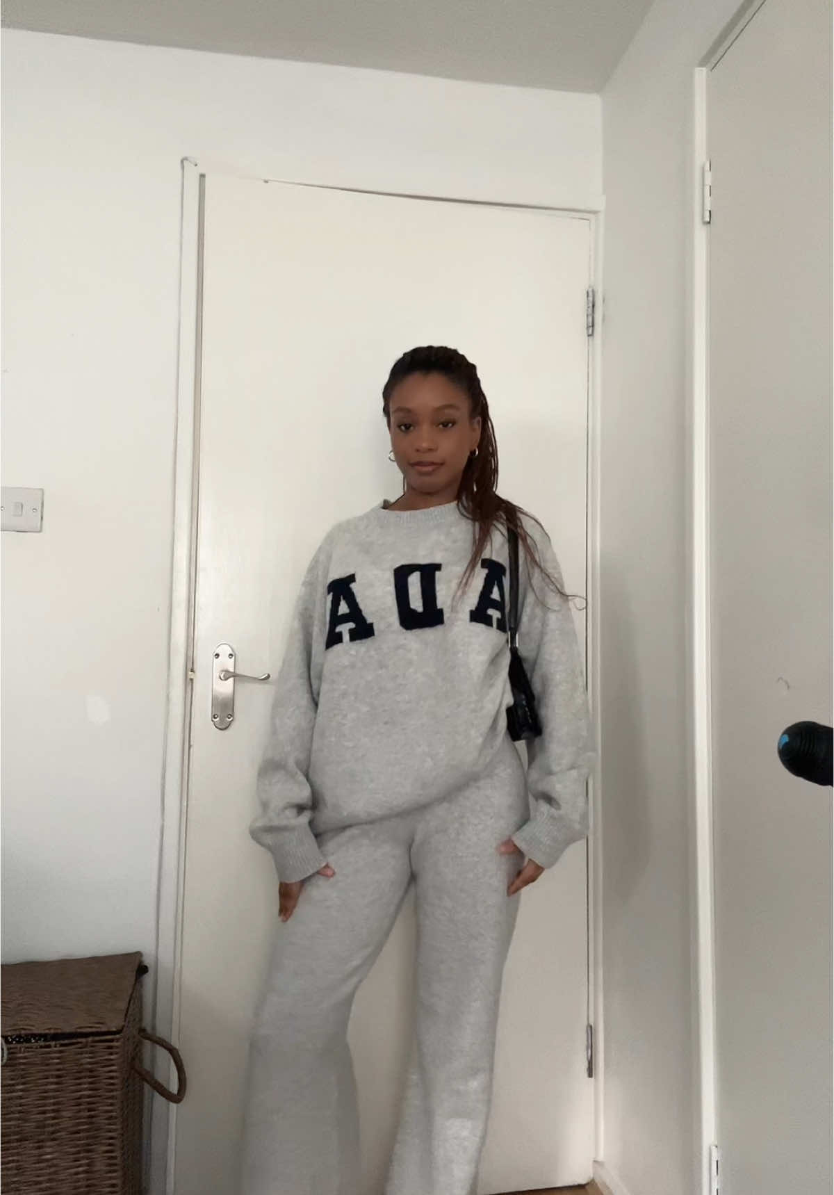 The cutest set 🎀 @Adanola #fypシ #fyp #xyzbca #foryou #trending #girlhood #adanola #knitset 