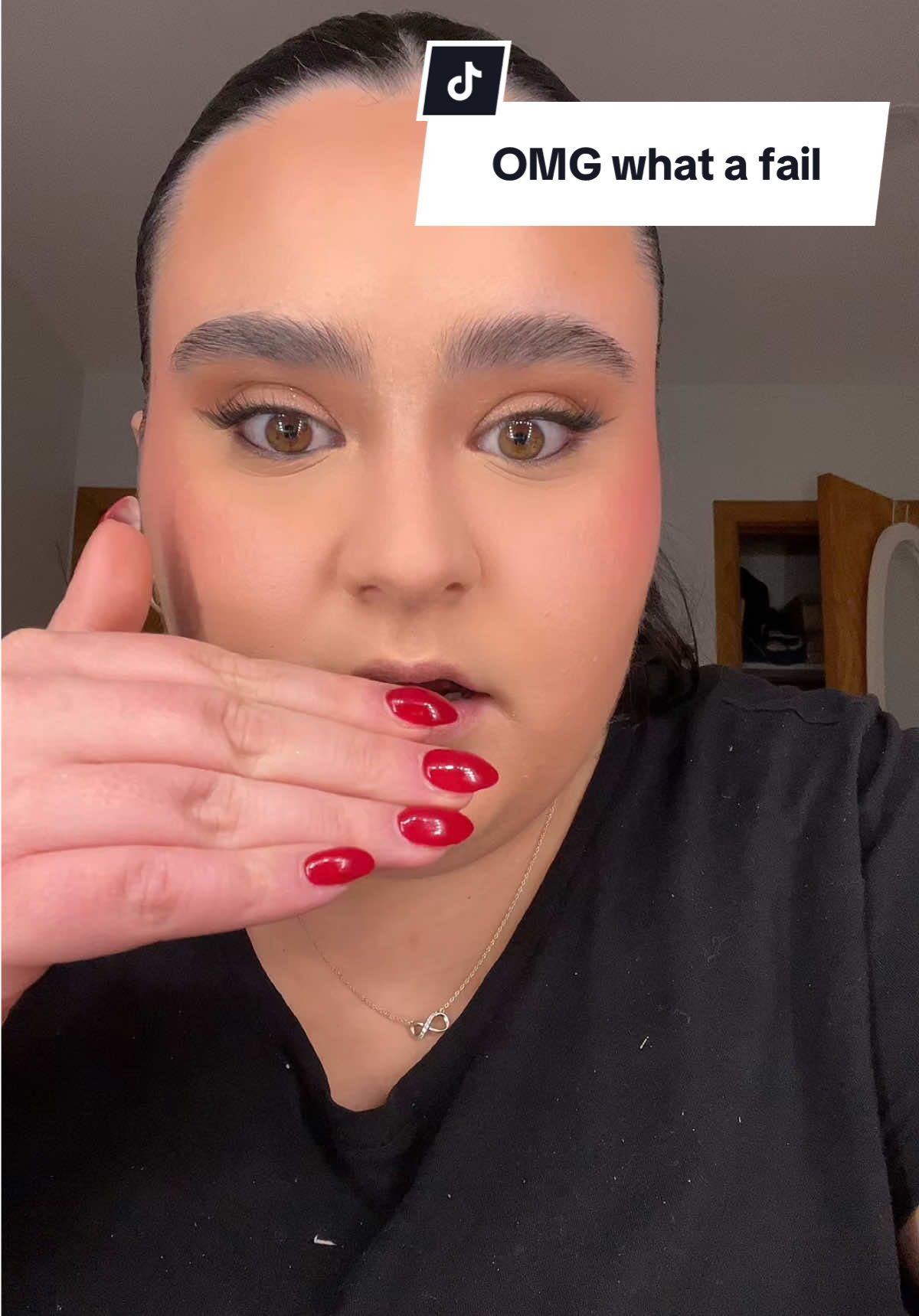 STILL A GOOD SETTING SPRAY THO!! @ONE SIZE BEAUTY  #fyp #foryoupagе #onesize #onesizebeauty #itgirlaesthetic #softgirlaesthetic #viral #makeup #beauty #BeautyTok #beautytips #contentcreator #digitalcreator #beautycontentcreator #sephora #ugccreator #sephorahaul #patrickstar #nye #influencertips #influencer 