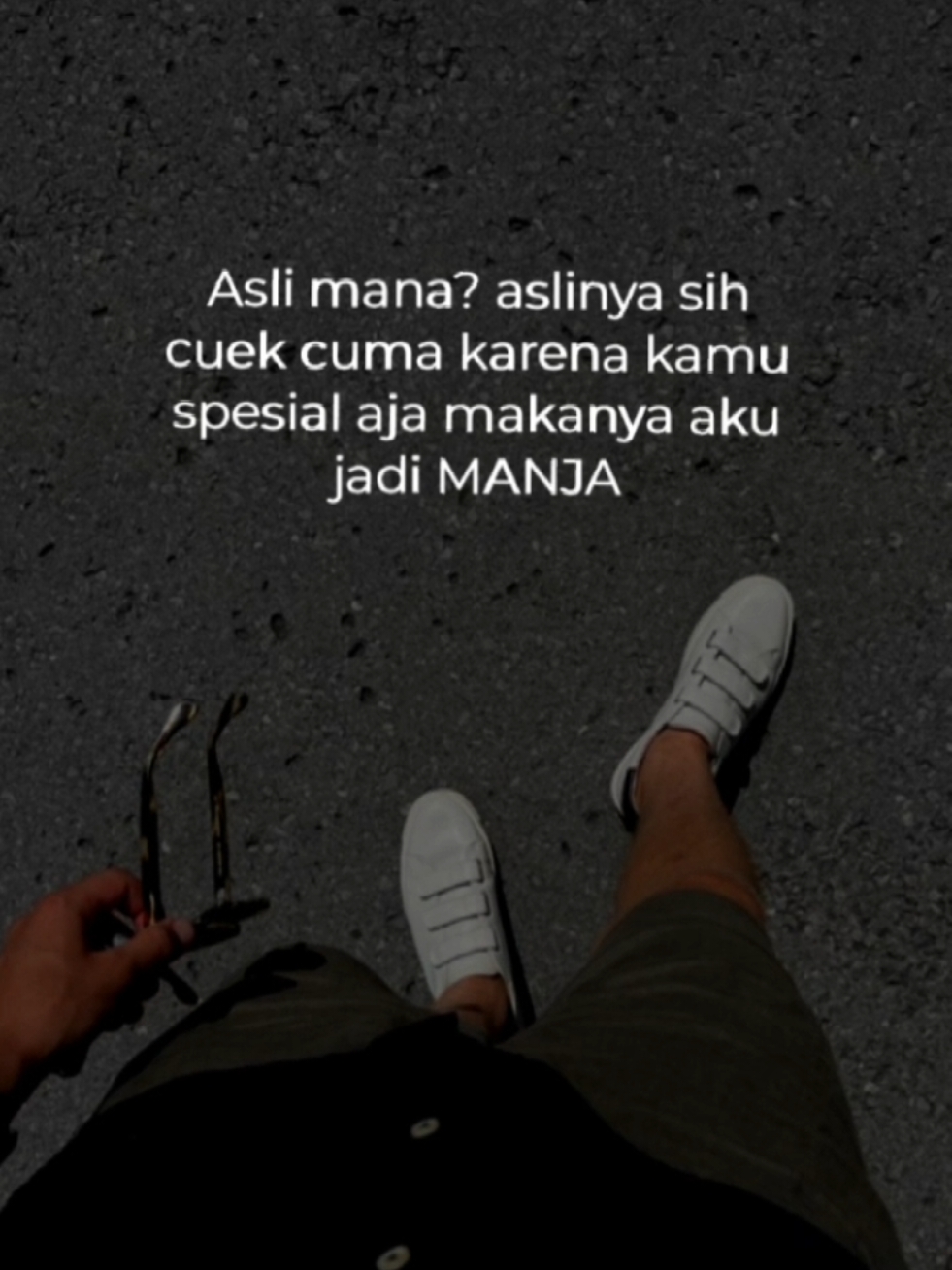 Aslinya sih dingin cuma karena kamu spesial aja makanya jadi 