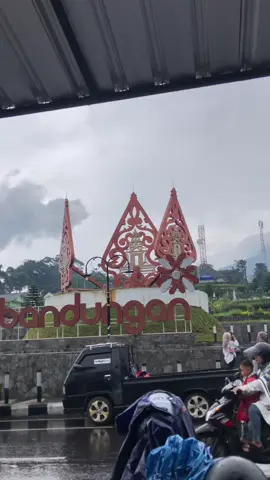 Vibes hujan emg candu🌬️#fyp #bandungan #semarang #fypシ 