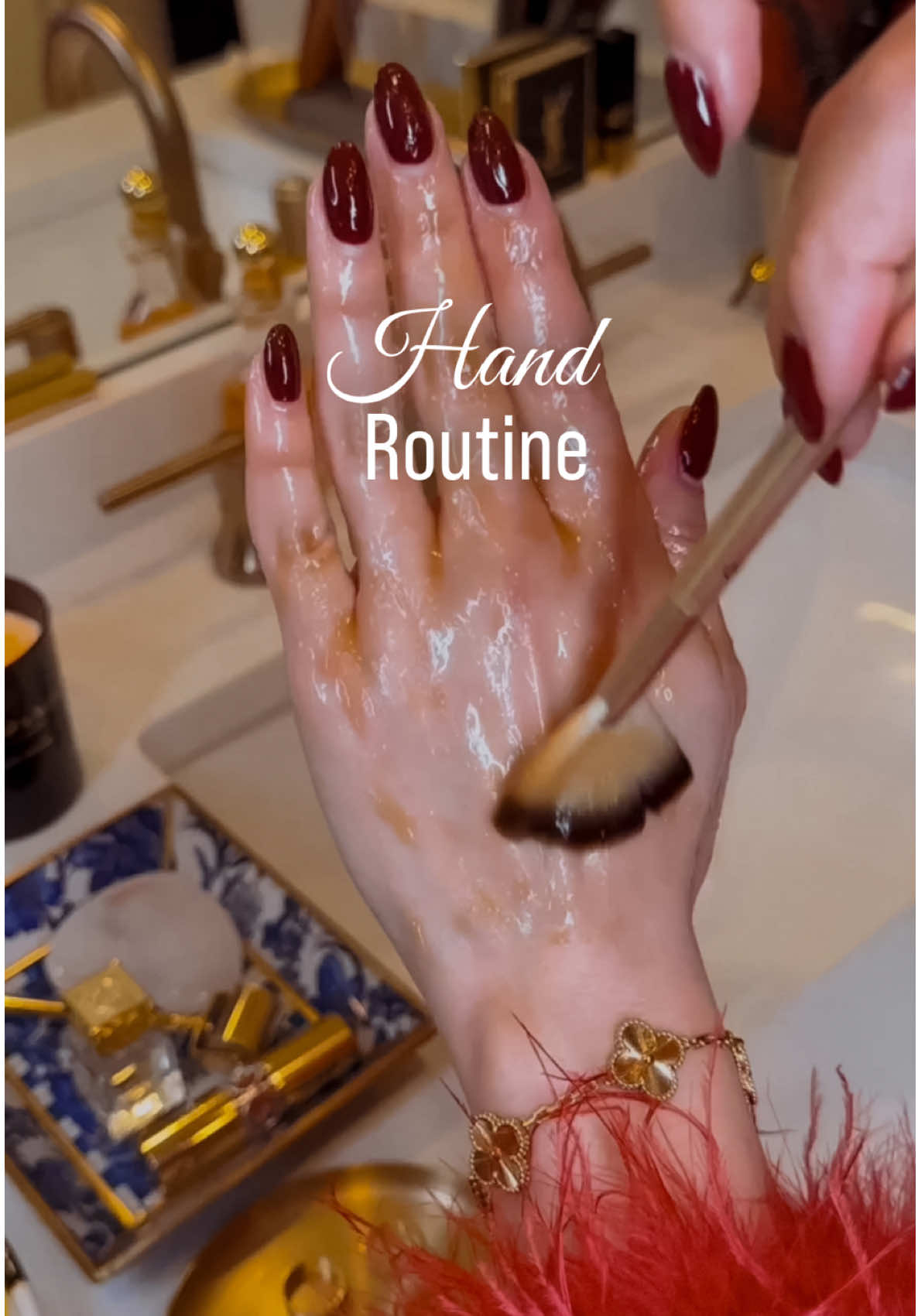 The hand mask is explained in my previous video ✨ #SelfCare #handcare #selfcareroutine #skintok #viralskincare #aestheticroutine #winterskincare 