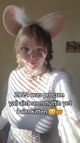 do yall know what I'm hawk tauhing about? 🤓 :33333 #2025 #trending #fyp #fypシ #fypシ゚viral #kitten #egirl #ekitten #mousegirl #furgirl #furry #fur #furrycommunity #fursona #sona #glasses #mouse #cosplay #hawktuah #meow #epic 