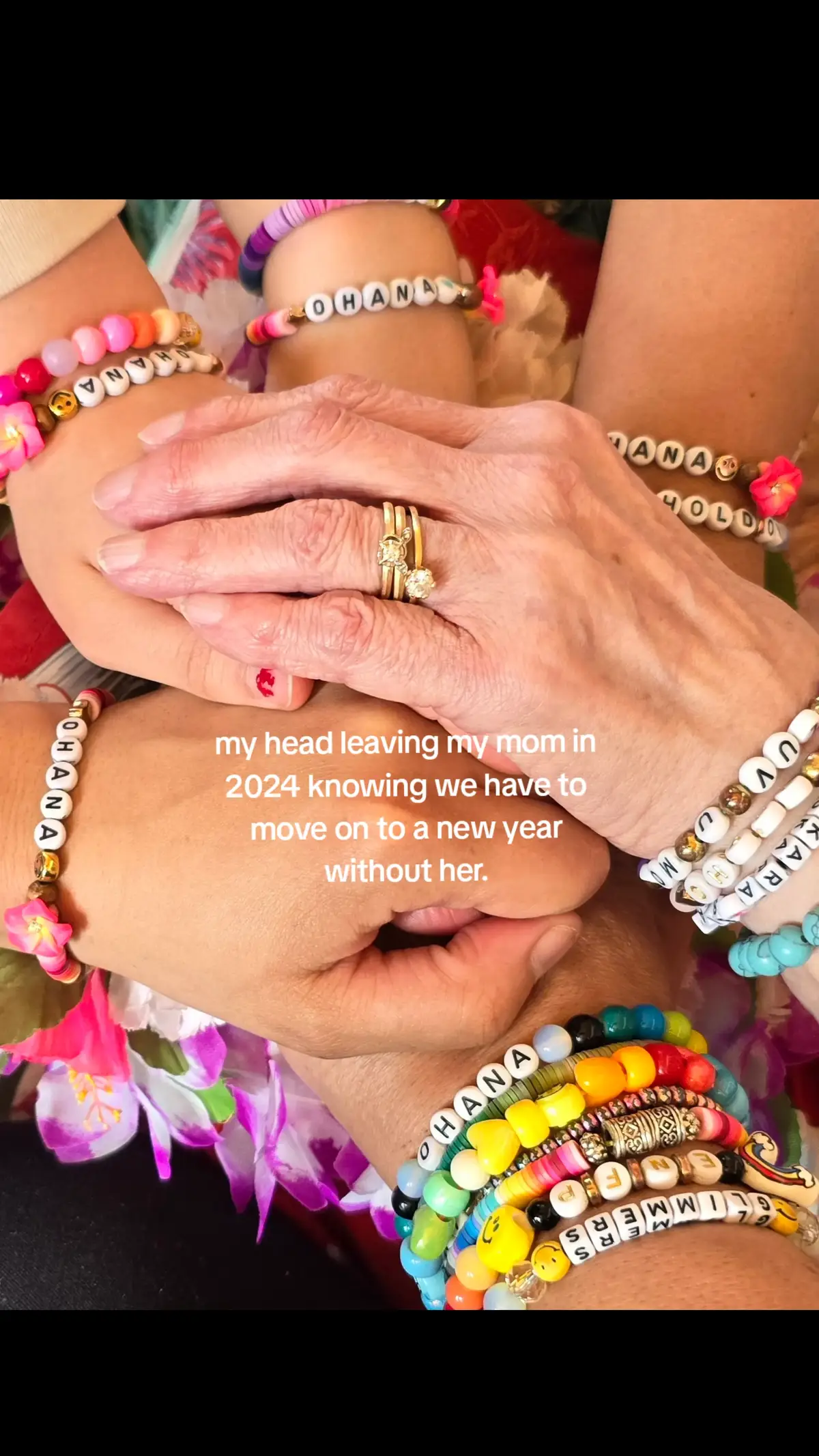 wasn't expecting new years eve to be so hard. that count down had me bawling leaving my life with my mom behind in 2024. sorry for anyone in this position 🥺💔 #griefjourney  #missingmom  #newyearsday 