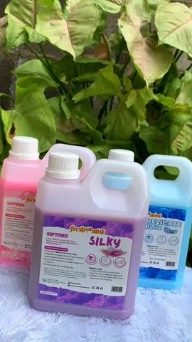 Dapatkan paket bundling‼️ cek keranjang kuning ✨🛒 #softener #freshmist #fypシ゚ #alhamdulillah #parfumelaundry #promotiktokshop #parfumereccomended #pelicinpakaian 