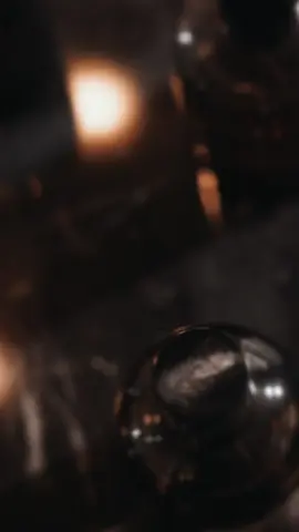 🇮🇹 Scopri la trasformazione che un solo spruzzo del nostro profumo può offrire. Max, il nostro fondatore, si prepara per la giornata con la sua fragranza preferita, un simbolo di raffinatezza e prontezza. Mentre esce dalla bottega, porta con sé l'aura del suo profumo unico, pronto per qualsiasi incontro o evento importante. Un vero e proprio tocco finale che definisce stile e personalità. Disponibile su mineperfumelab.com 🧡 🇬🇧 Experience the transformation that just a spritz of our perfume can offer. Max, our founder, readies himself for the day with his favorite scent, a symbol of refinement and readiness. As he steps out of the shop, he carries with him the aura of his unique perfume, ready for any meeting or significant event. A true finishing touch that defines style and personality. Available at mineperfumelab.com 🧡