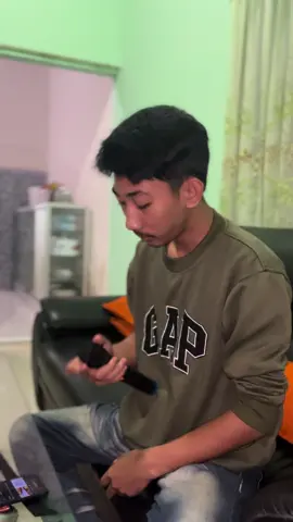 Judul lagu:kamaseku.   Karyacipt:ardilurang.                       Cover:Rfkyyy #ardilurang #asnur #kamaseku #covermakassar #kelongmangkasara #fyp #lagumakassar #laguviral #fyoupage #lagumakssar 
