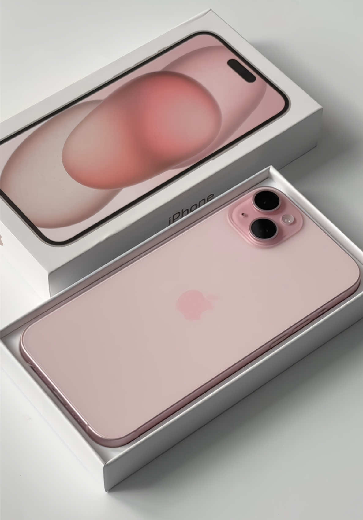 15 Plus màu pink siêu đáng iu 🎀  #iphone #apple #hemistore #iphone15 #iphone15plus #iphonegiare #iphonetragop #viral #viralvideo #viraltiktok 