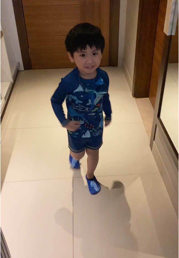 Swimming attire for kids🏊‍♂️ available in the yellow basket🛒 #swimwearforkids #aquashoesforkids #gogglesforkids #swimmingattireforkids 