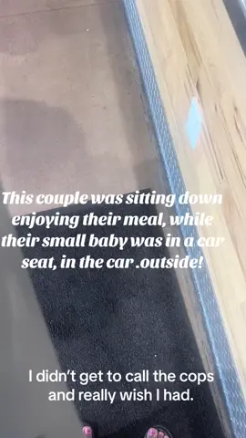 This baby was like 1 year old 😡 (@thepriincessjasmine) #parenting #kids #badparenting #badparents  Couple leave their baby in car