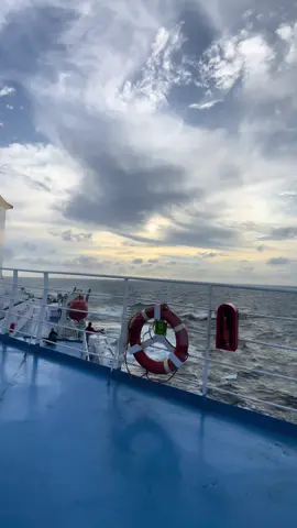 🌊🛳️#fypシ゚ #fypdongggggggg #airmatajatuhdidermaga 