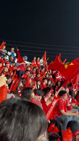 Đỉnh nóc kịch trần bay phấp phới Việt Nam ơii ❤️🇻🇳 #vietnam #bongda 