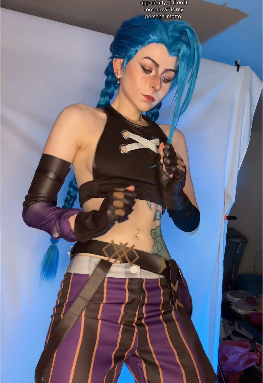around what time do you wake up? #jinx #newyear #jinxcosplay #newyearnewme #arcane #arcaneleagueoflegends #arcaneedit #jinxarcane #fyp #2025 