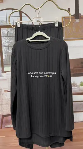 Plus size confy pjs✨🤲#twopieceset #coordset #pjs #loungewear #pyjamas #cozyathome #sleepwear #abayagirls #ramadan2025 #spotlight #tiktokmademebuyit #fyp #dealdrops 
