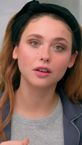 La recomendación de @itsnicolewallace es MUY clave si vas a salir de fiesta #nicolewallace #beautytips #culpatuya #beautyhacks #mascara