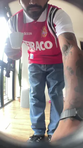 Deportivo de la Coruña (Visitante)  1997-1998 #footballshirt #football #soccerjersey #soccershirt #vintagefootballshirt #blokecore #fashion #style #sneakers #tattostyle #tattotraditional #camisatime#adidasvintage #adidasfutbol  #adidassamba #adidasstyle #deportivalacoruña #vintagefutbol #tylerthecrestor #westsidegunn