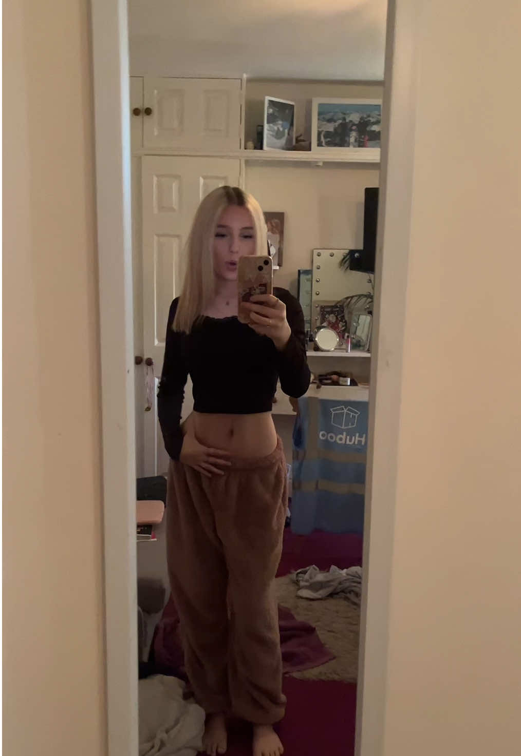 I like my feet too