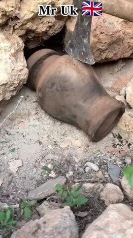 Secret treasure. #Repost #grow #unfreez  #fyp #foryou #foryoupage #fypシ #fy #duet #tiktok #trending  #trend #viral #viralvideo #viraltiktok #10kfollowrs #100kviews #1m #uk #treasure #teume #treasuremaker #treasurehunt #treasurehunting #kpop #bomb #jihoon #treasure #gold #haruto #yoshi #hiddentreasure @TikTok @tiktokglobal @TikTok UK @tiktok creators @tiktokshop_ph @TikTokworldwide