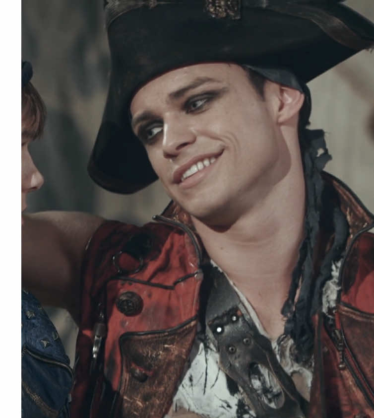 #HARRYHOOK || The quality looks so good omg I hope TikTok doesn’t ruin it || #descendants #harryhookedit #edit #thomasdoherty #ae #cc @━╋ @Natasza🎀 @Felines.edit 