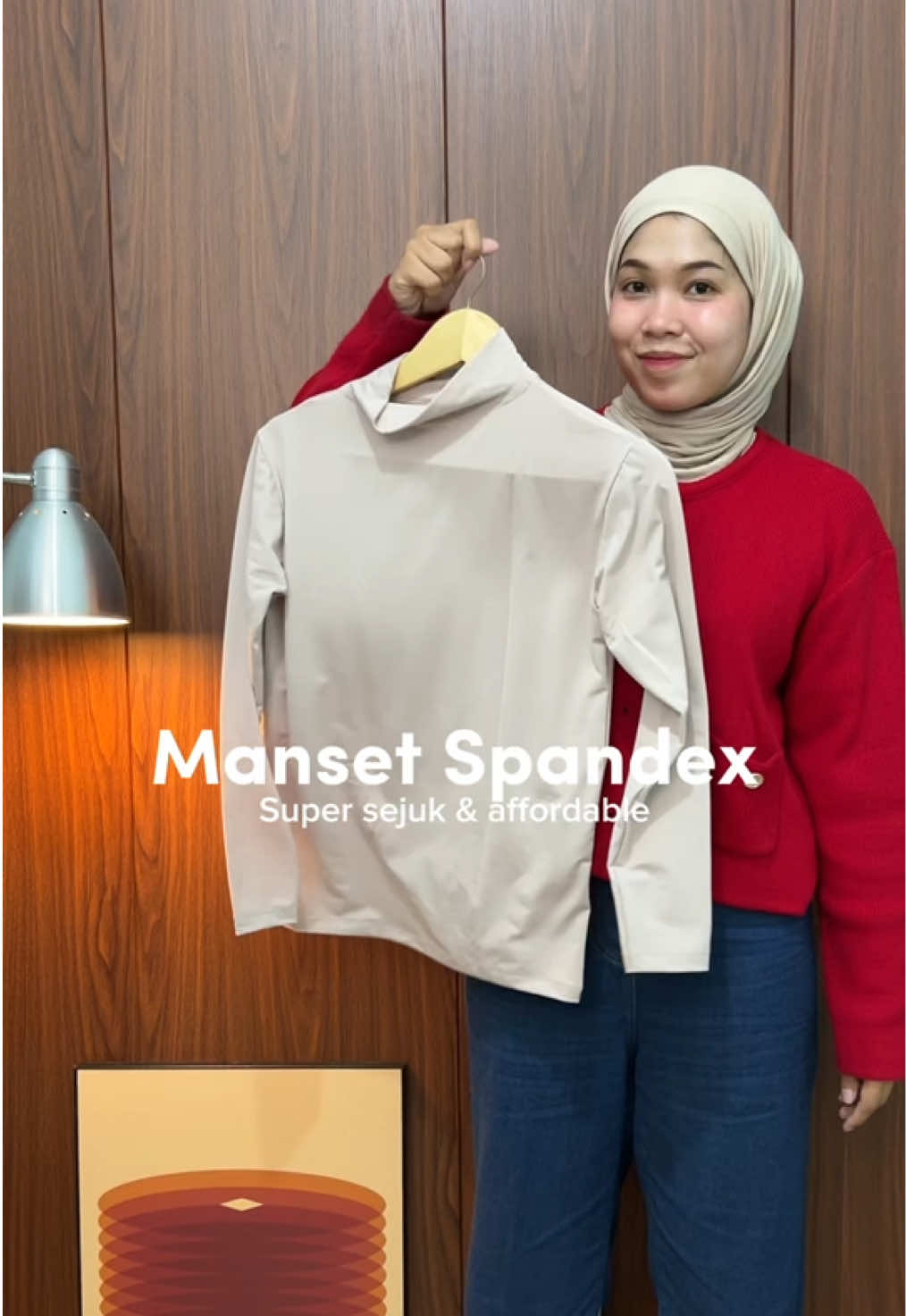 Pasti gaakan nyangka manset 30ribuan bahannya senyaman itu buat hijabers! Lembut sejuk strechy pokonya besssst! Wajib punya fixx #manset #hijabers   