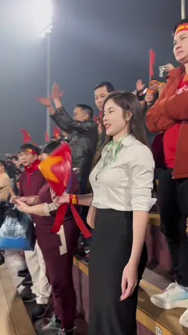 Chúc mừng  ❤️❤️🇻🇳🇻🇳🇻🇳🇻🇳 yêu lắm Viet Nam ơi ❤️❤️❤️