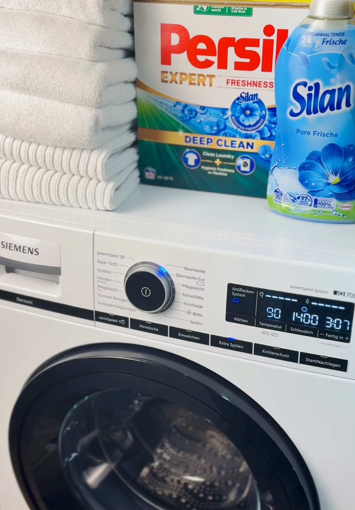 It’s Laundry Time🧺🫧 #laundry #laundryroom #washing #washingmachine #asmr #persil #silan #CleanTok 