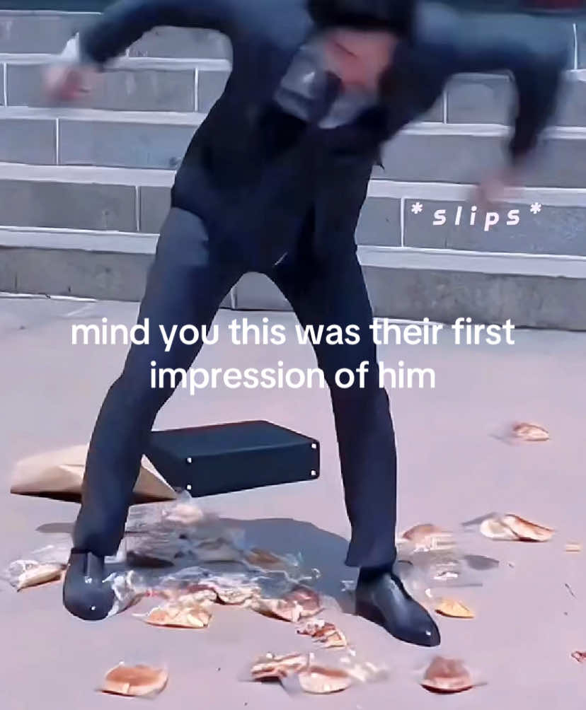 #squidgame2; Gong-yoo’s little slip on the bread 🤭 #squidgame #squidgameedit #gongyoo #gongyoo공유 #thesalesman #kdrama #kdramaedit 