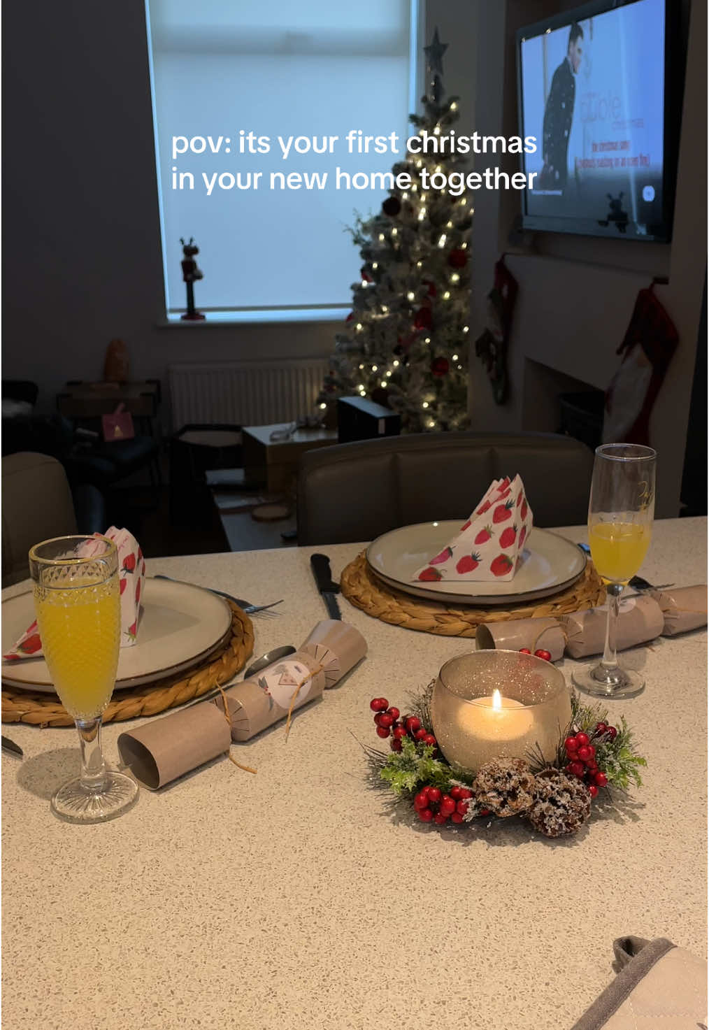 we slayed our first christmas together🎄✨ (he does love me he was stressed bc of his beef wellington 🤣) #firstchristmas 