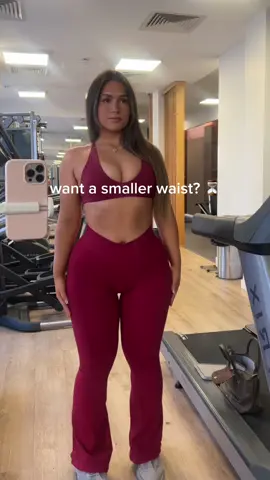 Don’t try this workout unless you want a smaller waist 🤭 #fyp #workout #backworkout #smallwaist #hourglassfigure #backworkoutforwomen #GymTok #gymmotivation 