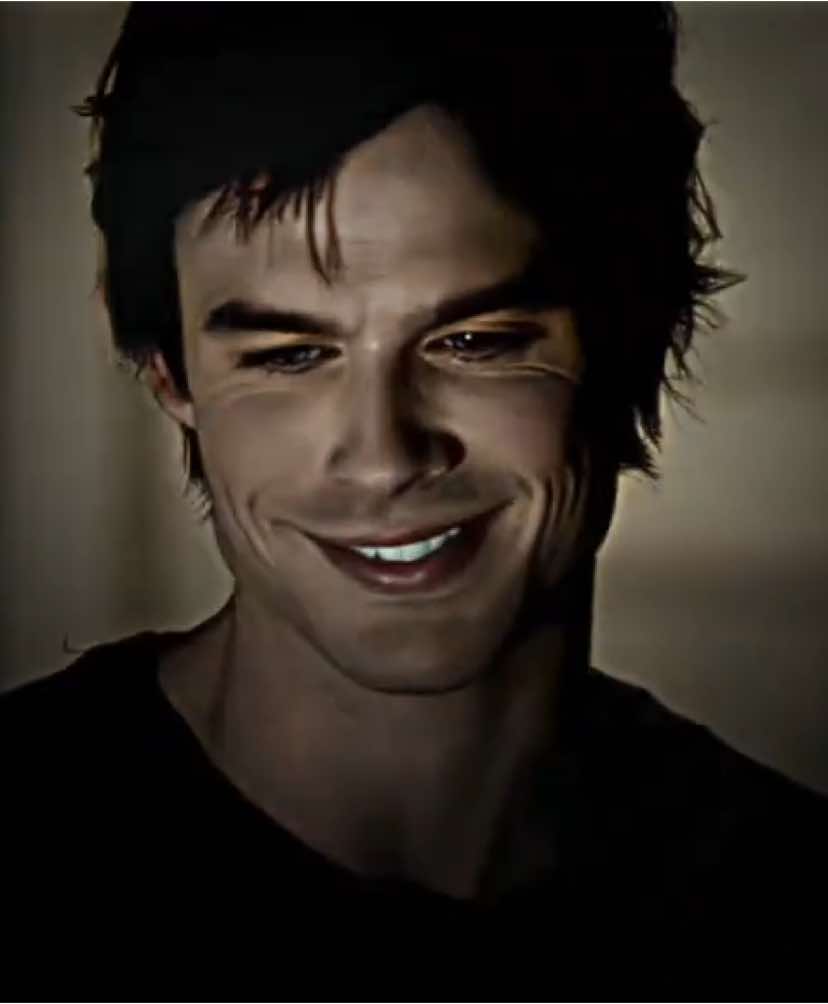 a qualidade de um liquidificador no início #damonsalvetore #elenagilbert #tvd #delena 