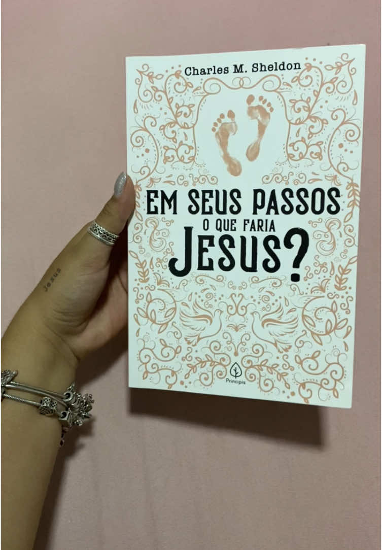 Primeiro livro de 2025 ✨📖 #emseuspassosoquefariajesus? #leitura #criandonovoshabitos #livro #livros2025