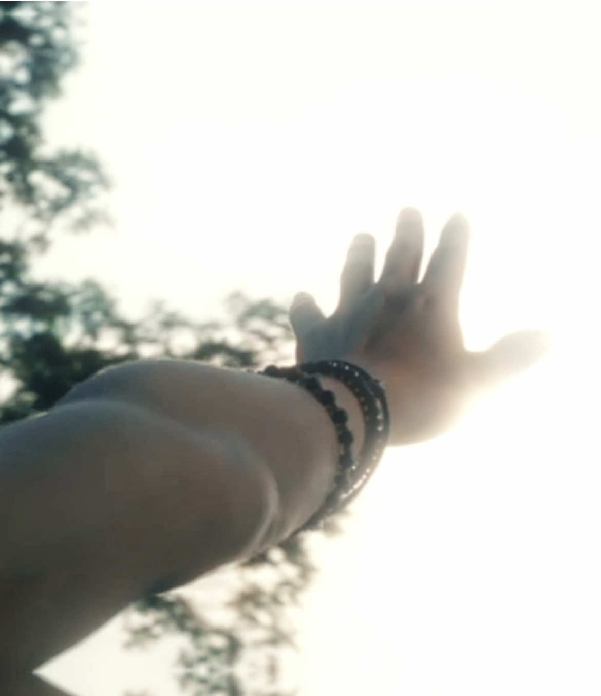 [ #NOTME ] “Freedom is the oxygen of the soul.” || I’m so glad i finally watched this, had me in tears it was so beautiful. || #notmetheseries #notmeedit #notmetheseriesedit #gunatthaphan #offjumpol #offgun #firstkanaphan #papangphromphiriya #mondtanuchai #gmmtv #gmmtvofficial #gmm #bledit #bldrama #thaidrama #thaiblseries #thaibledit #thaidramaseries #thaibldrama 