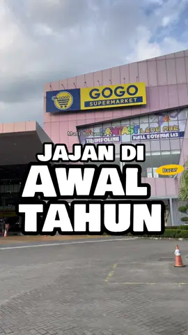 ✨Musim Liburan, Saatnya Quality Time✨ Musim libur akhirnya tiba! Banyak cara seru buat menghabiskan waktu bersama keluarga, mulai dari liburan ke pantai, jalan-jalan ke luar kota, hingga nge-mall bareng. Kali ini, kami pilih ke Bazar Megahporia yang lagi berlangsung di MALL BOTANIA 2 berlangsung dari tgl 2 - 5 Januari 2025. Ada live music setiap hari, berbagai acara menarik, dan tentu saja jajanan enak yang bikin happy! Jangan sampai ketinggalan, yuk ajak keluarga atau teman-teman buat datang ke sini. Nikmati liburan seru dan penuh keceriaan! 🎉 📍 Lokasi: MALL BOTANIA 2 ⏰ Tanggal: 2 - 5 Januari 2025 👉 Ayo kunjungi sekarang juga sebelum kehabisan keseruan! #Liburan2025 #BazarMegahporia #LiveMusic #KeluargaBahagia #QualityTime #EventSeru #WisataKuliner #JalanJalanKeMall #LiburanSeru #MomenTakTerlupakan #ExploreBatam #MakanEnak #HolidayVibes #FunWithFamily