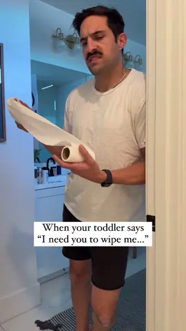 I swear they assume this position every dang time. Just ready haha  #toddlers #toddlerhumor #toddlersbelike #toddlertiktok #moms #MomsofTikTok #parents #parentlife #parentsoftiktok #foryoupage #fyp