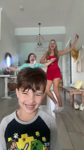I love forcing them to make tiktoks with me 