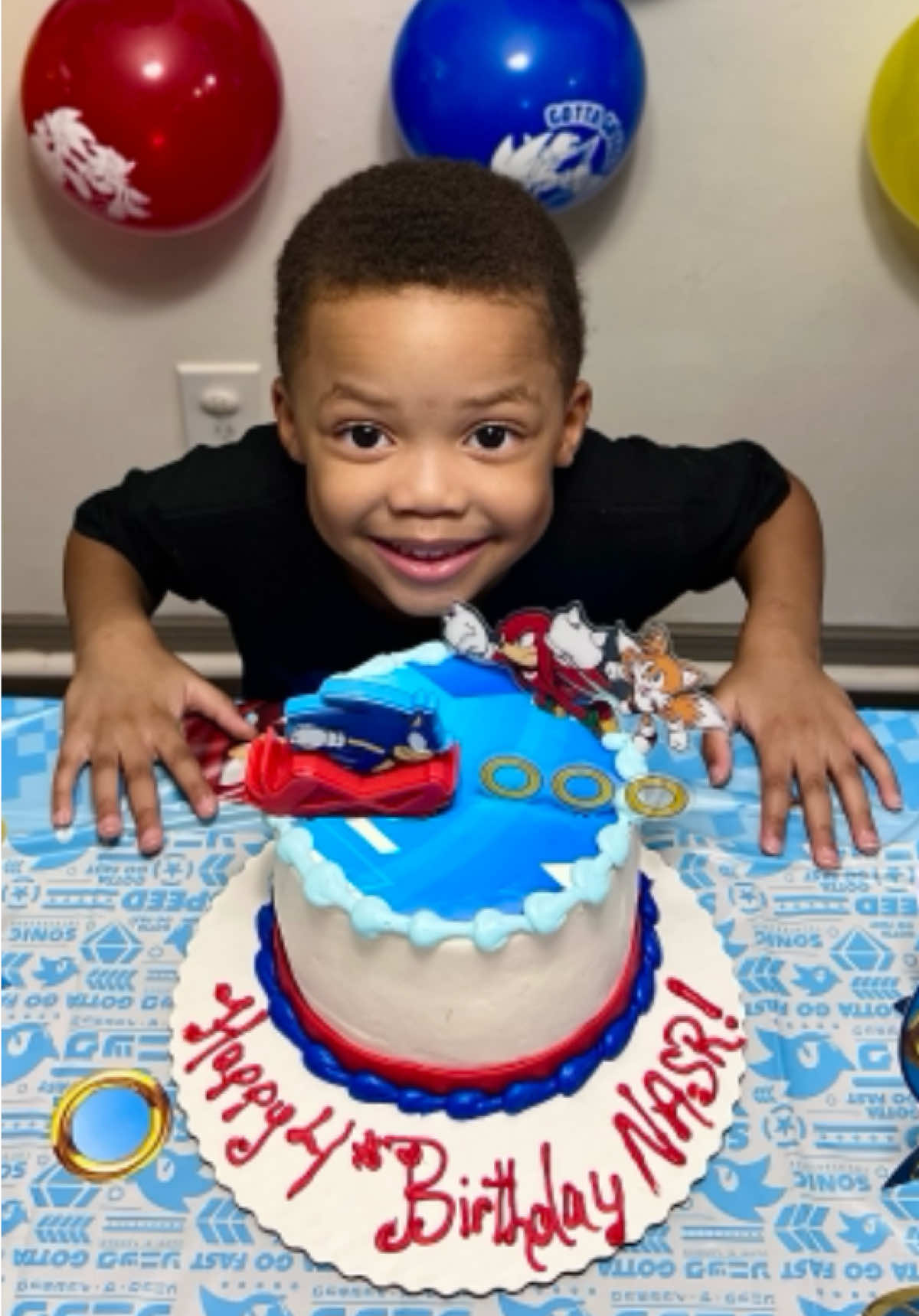 @Tru I can’t believe my 4 year old son made this wish on his birthday! Emotional🥹😫😳 #thegodnasr #MomsofTikTok #boymom #happybirthday #babiesoftiktok #birthday #sonicmovie3 #sonicthehedgehog #dad #mom 