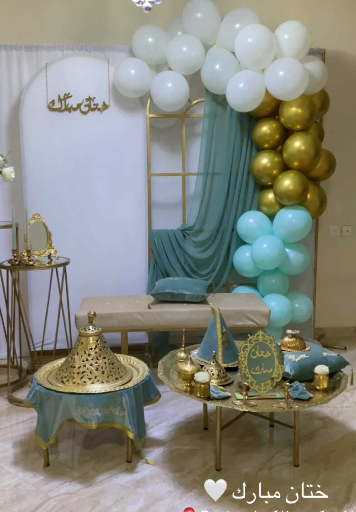 ديكور ختان للكراء  اللون حسب الطلب 🤍  باتنة 📍 للحجز التواصل معنا على الانستغرام   Deco by lyn  #كراء #eventplanner #ختان_مبارك #ختان  #طهور_مبروك  #batna05_chawiya🇩🇿💪 #batna #رمنسية #حنة_عروسة #batna05 #ديكور 