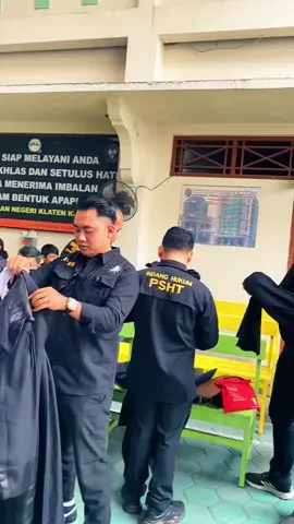 Kasih Paham 🪷🪷🪷🔥 #psht #pshtpusatmadiun #lawyer #fyp #24jamfyp #pshtjaya 