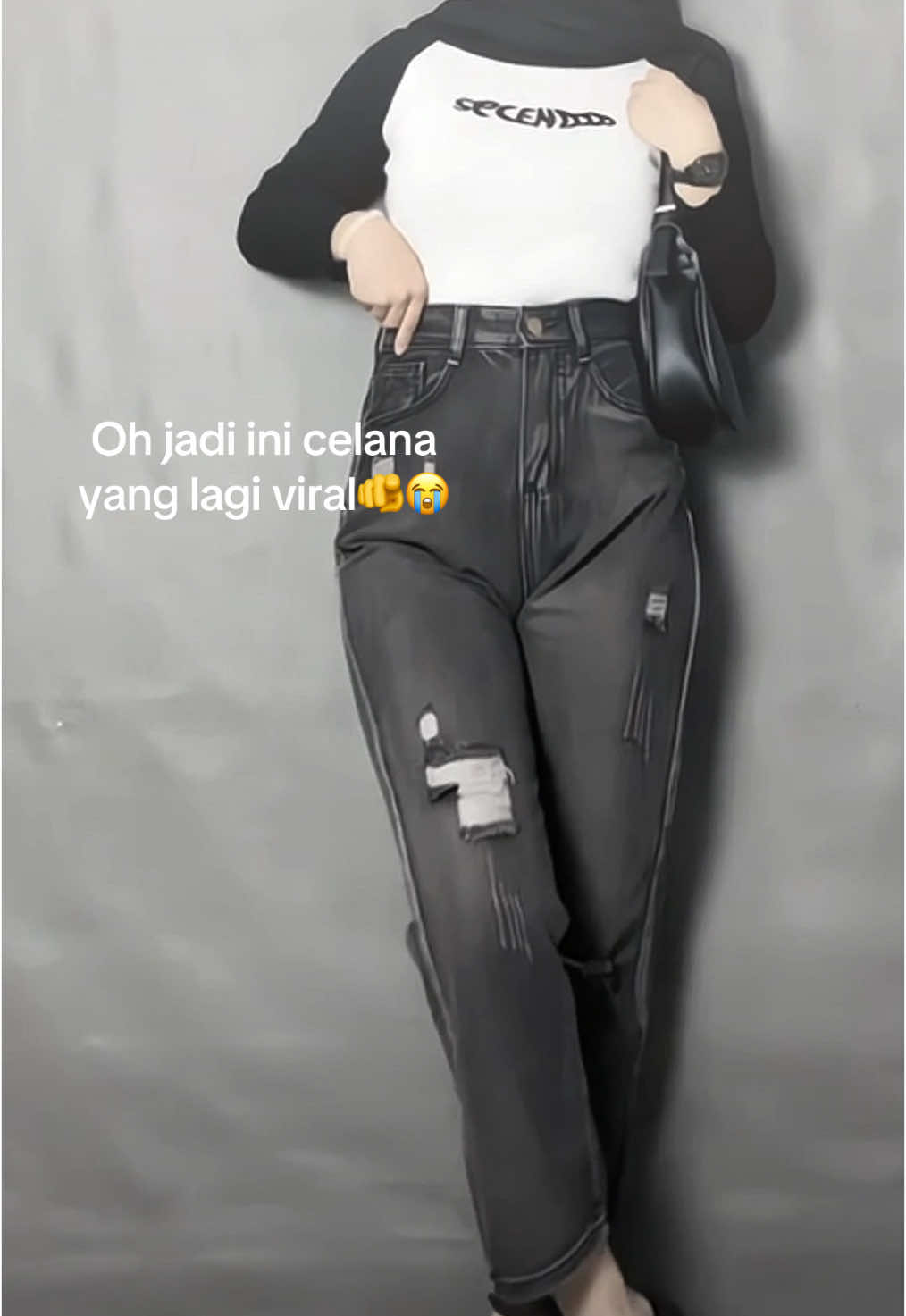 Cepetan beli sebelum sold out!! #celanajeanshighwaist #celanajeans #jeanswanita #jeanshighwaist #jeansripped 