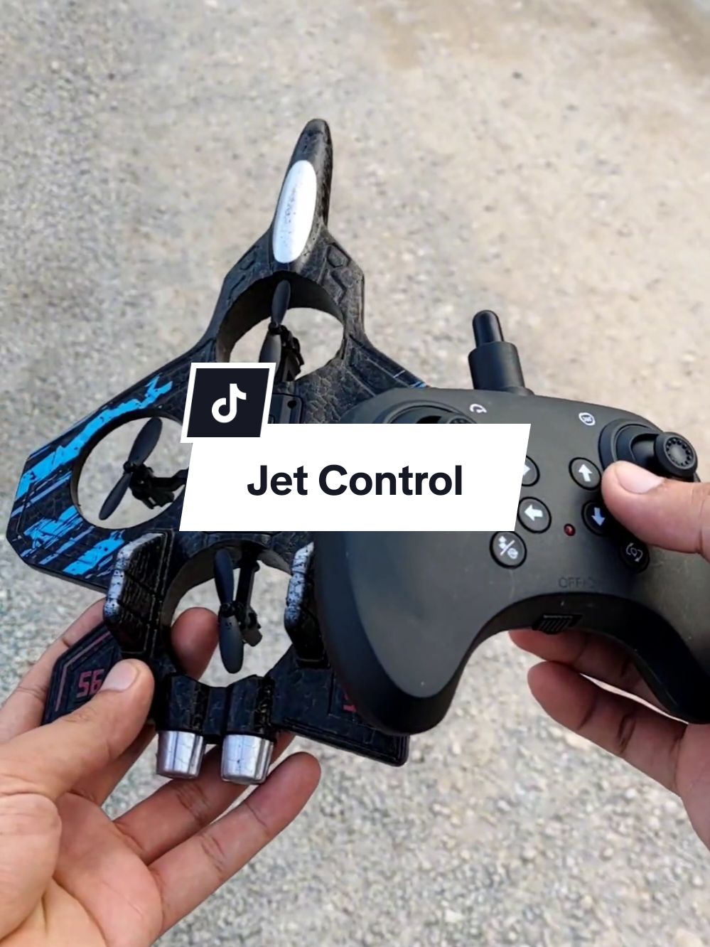 Bestnyaa Main Jet Kontrol nii Mudah Dikawal Siap Boleh Buat Back flip 🔥 #jetcontrol #jetrc #rc #mainanviral #mainanunik #controller #foryoupageofficiall #videoviral 