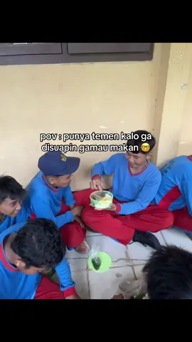 siapa temenmu yang kaya gini juga? tag mereka #ibusilva #gurumuda #gurutiktok 