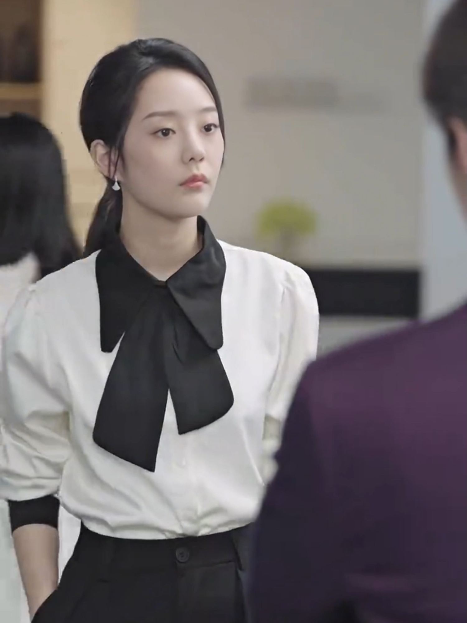 The brick-moving husband actually recognized the president of Lin Group, and his wife’s identity will be revealed soon.#campuslife #Campus #shortstory #chinesedrama #短剧推荐 #crush #doctors #CEO