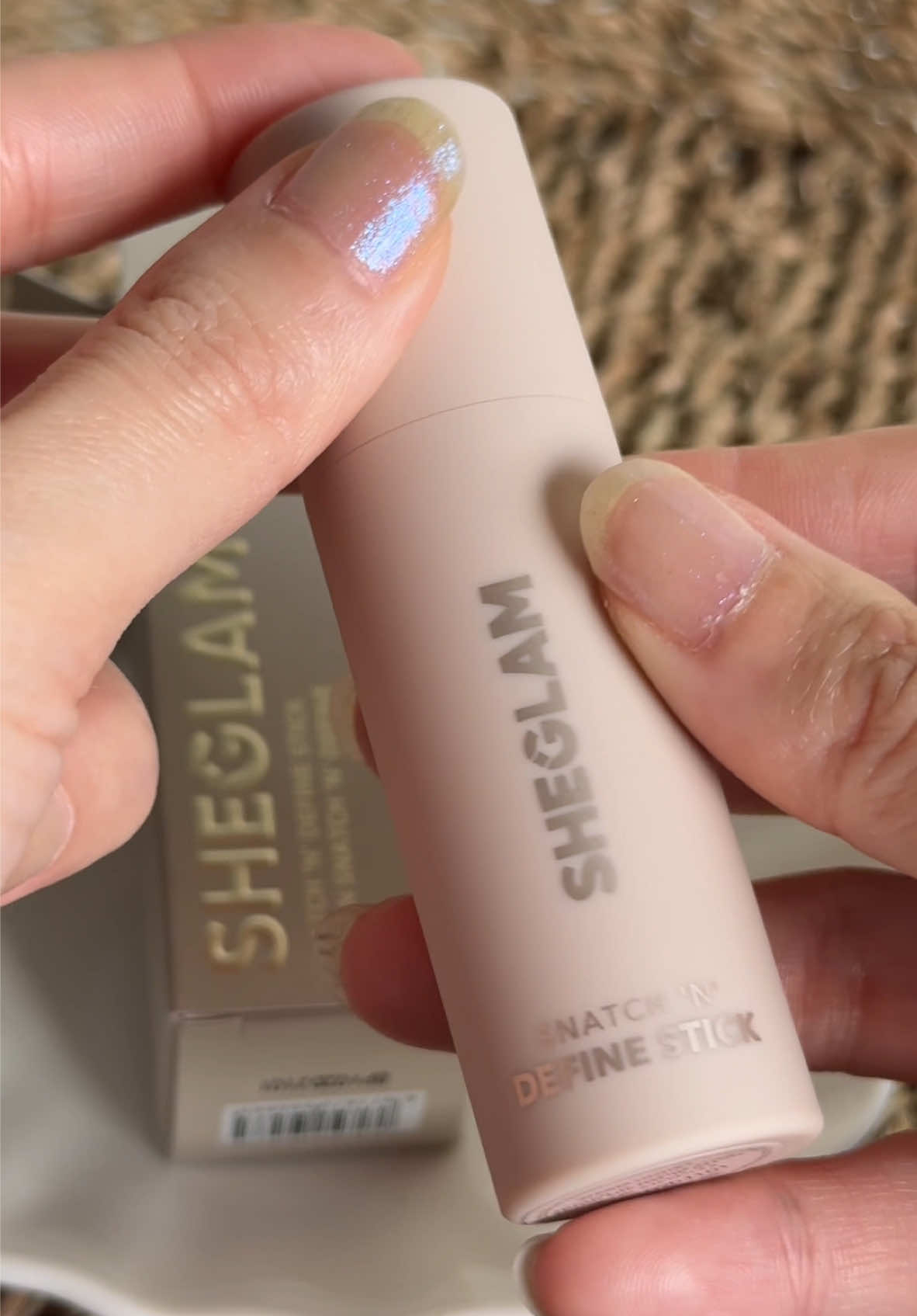 SHEGLAM Snatch 'N' Define Stick-Warm Honey Cream Contour Stick . -Long Lasting -Highly Pigmented -Sweat Proof -Bronzer -Sculpting -Lightweight,Smooth,Natural Contour . #sheglamhaul #sheglam #sheglammusthaves #sheglamcontour #sheglamcontouringhacks #shein #sheinmakeupreview #sheinmakeup #makeup #skincare #ugc #ugccreator #ugcjourney #ugccommunity #ugccreators #ugccontent #ugcexample  . @SHEGLAM  #CapCut 