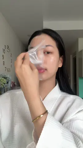 Muốn thử hết mặt nan thạch trên đời ...  #imu #imuvietnam #imu_deepcollagen #matnathachcollagen #matnathach #vegancollagen #collagenthuanchay #matnahanquoc 