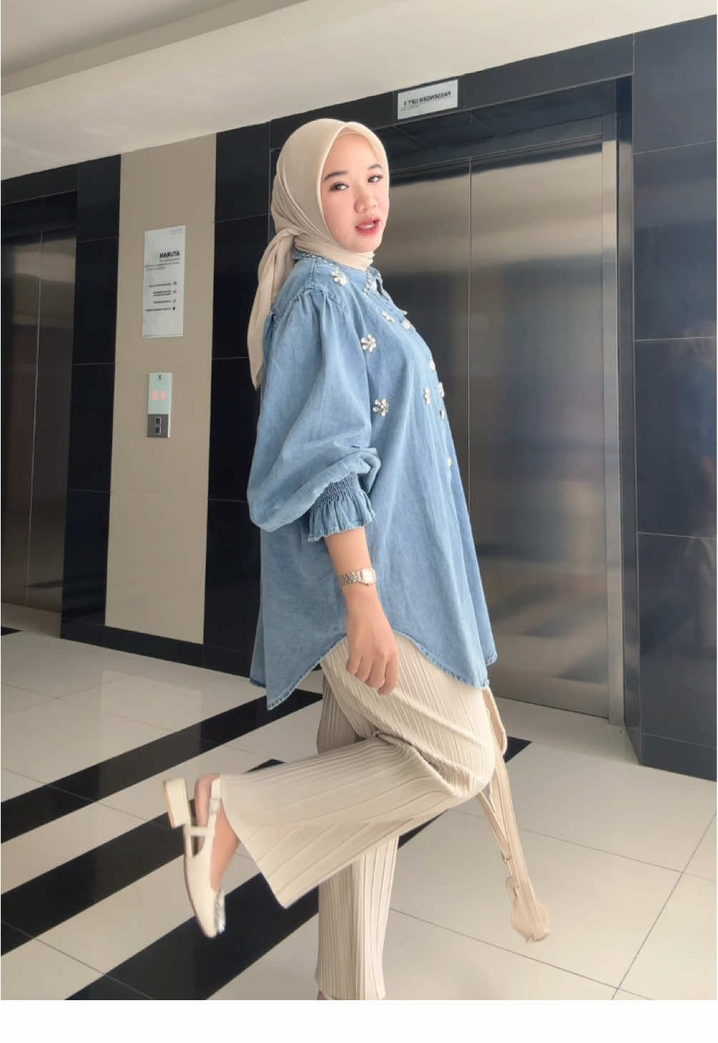 #xyzbca #fypシ #4u #ootdhijab #ootdfashion #outfitideas #inspooutfit 