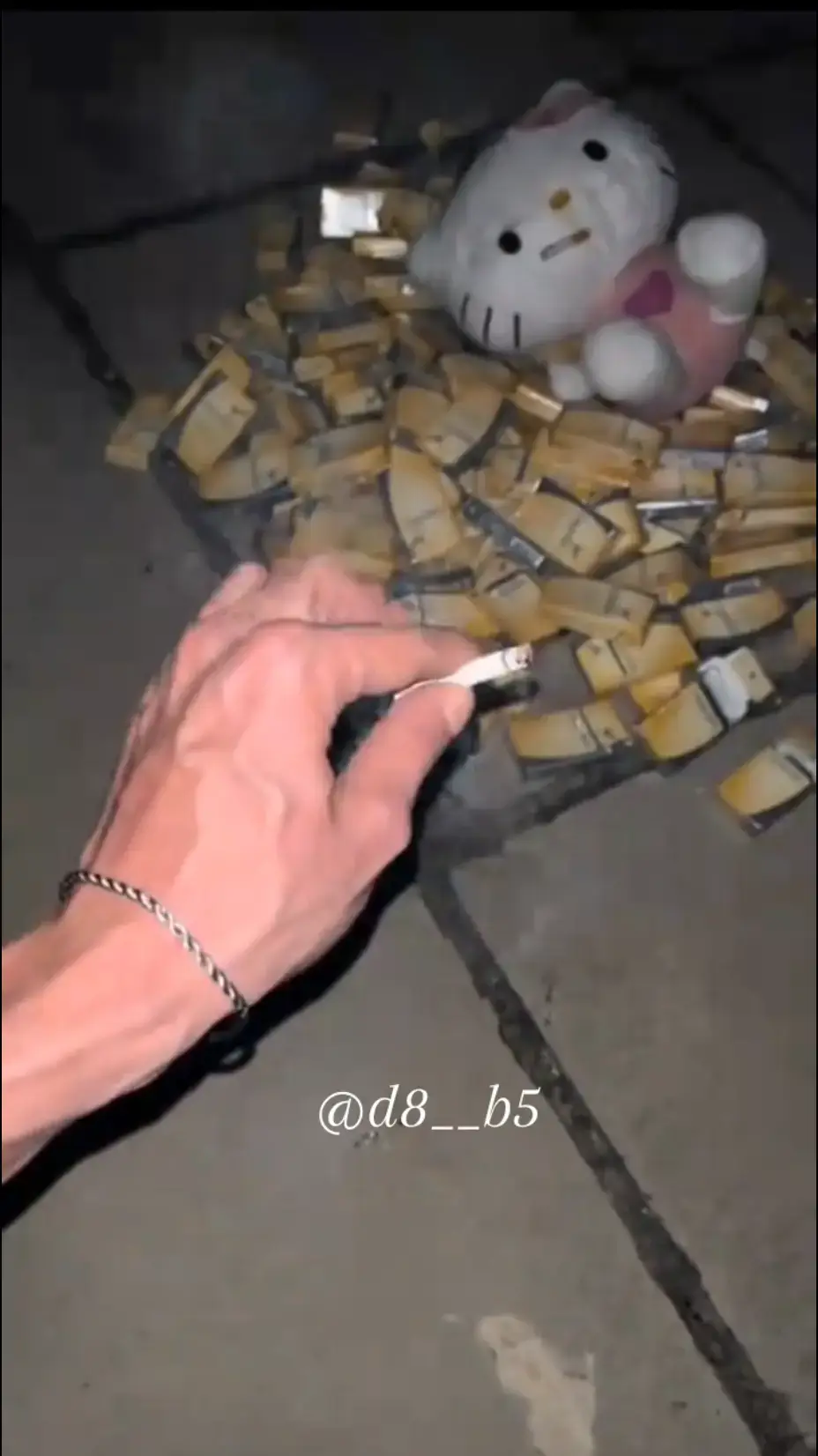 #حزن_غياب_وجع_فراق_دموع_خذلان_صدمة 