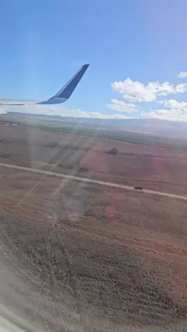 Currently in Maui until the 8th! This is the video of our plane landing at the Kahului airport on December 31st. What a way to start the New  Year. Wishing everyone a happy, peaceful, healthy and successful year. #airplane #airplanelanding #landing #kahului #kahuluiairport #airport #maui #viewsfromaplane #travel #visitmaui #mauivacation #happynewyear #2025 