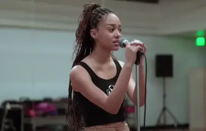 Bringing back manon singing for 2025 cos I need to hear more of her voice in their new songs or I am rioting have!! #MERETMANON #MANON #마농 #KATSEYE #캣츠아이 #katseyemanon 